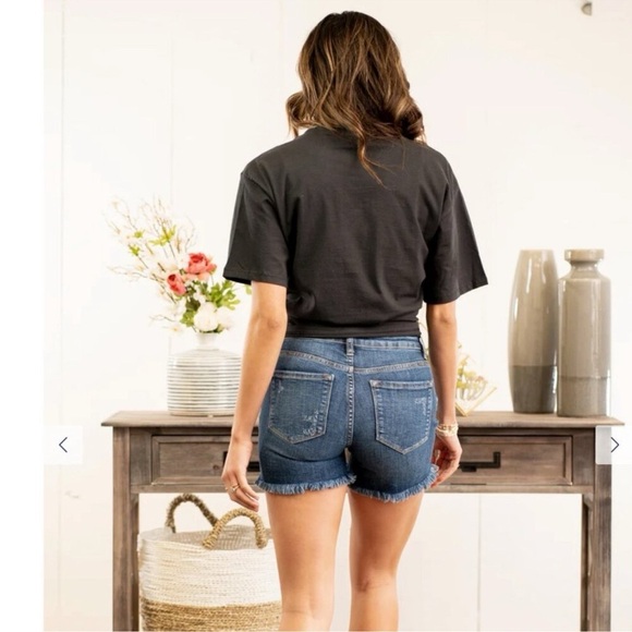 KanCan High Rise Frayed Hem Distressed Jean Shorts Dark Blue Size Small - Picture 4 of 10
